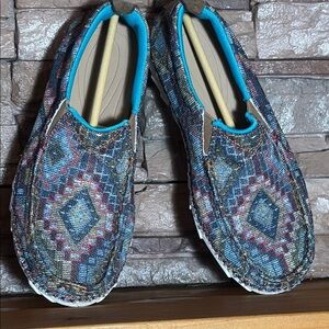 Twisted X Blue and Red Slip-On Loafers with Vibrant Pattern